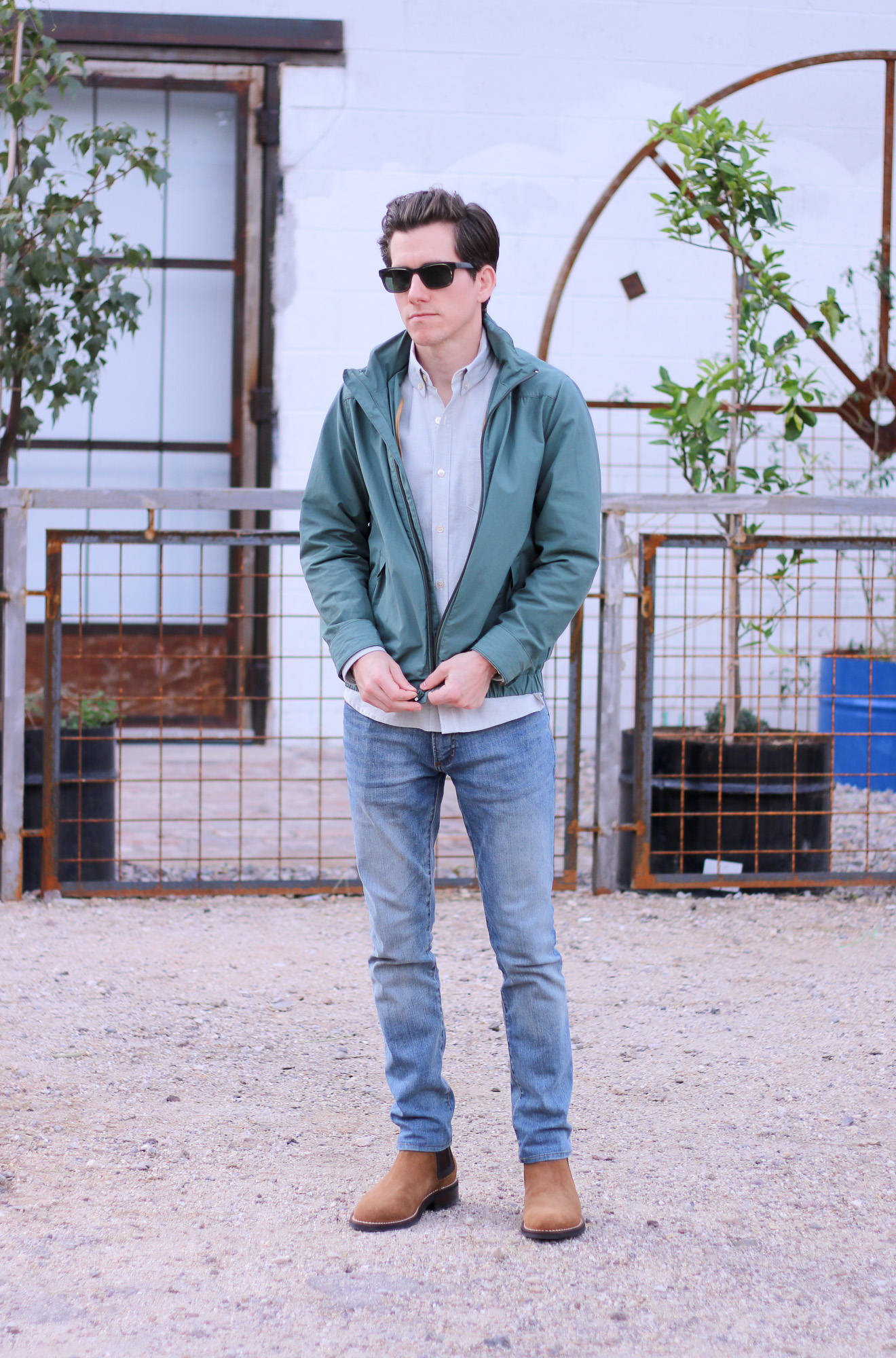 jeans to wear with chelsea boots mens