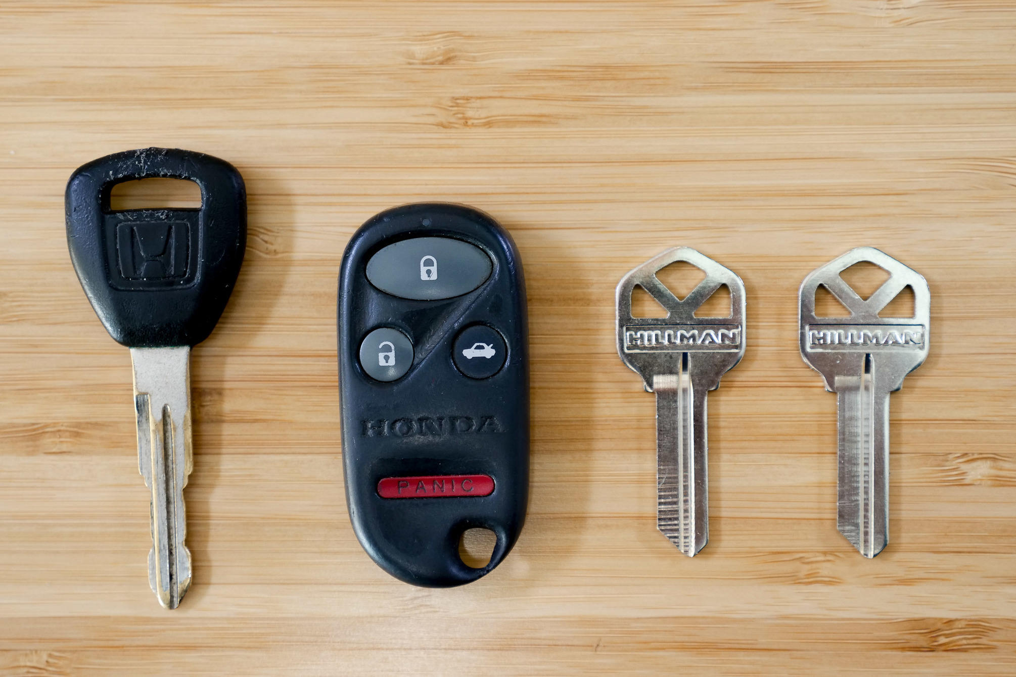 Luxury Leather Case for Keys Keychain Key Organizer 