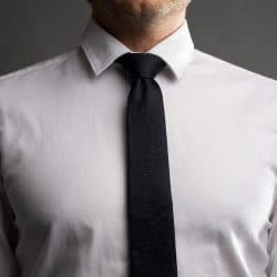 How to Tie a Simple Tie Knot (a.k.a., Oriental Knot) - The Modest Man
