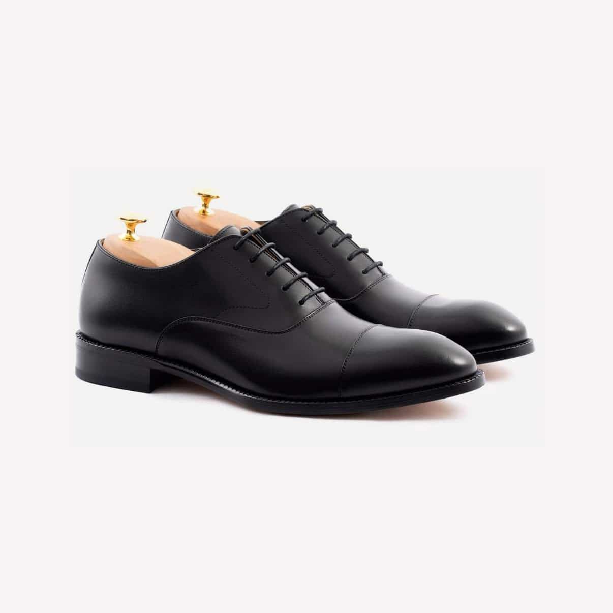 Business Casual Shoes for Men: The 8 Best Options to Step Out in