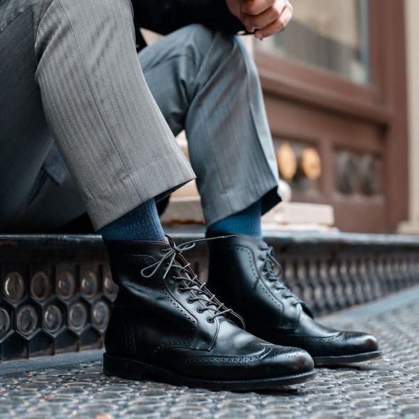 modest man boots