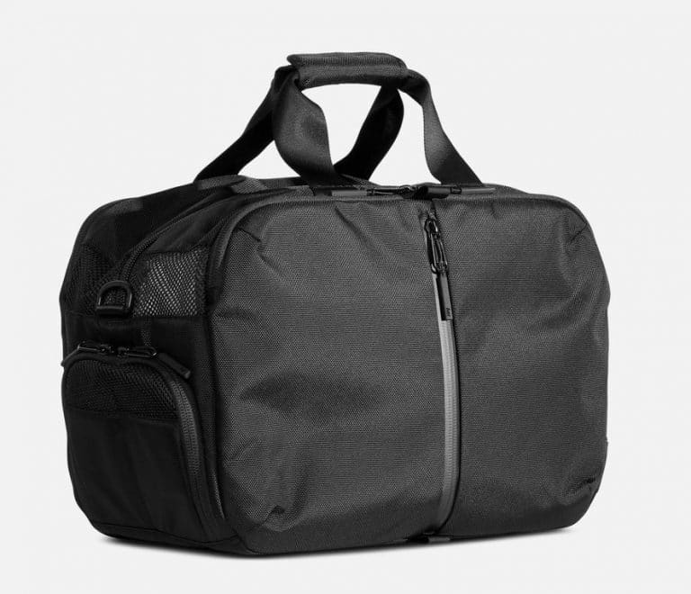 10 Best Gym Bags for Men (Stylish & Functional) - The Modest Man