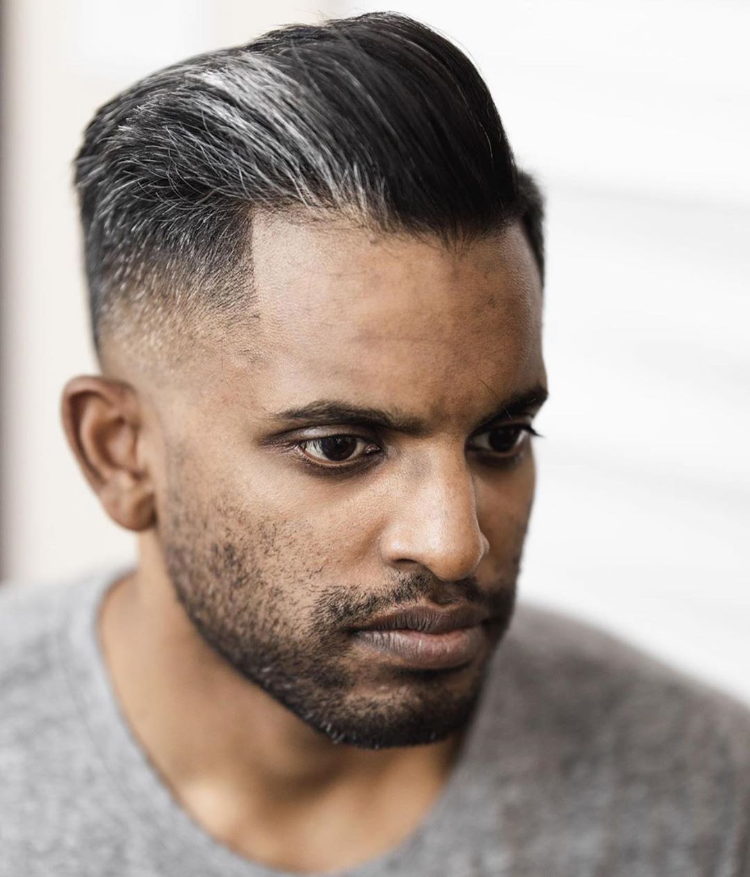 10 Handsome Grey Hairstyles For Men Young And Old