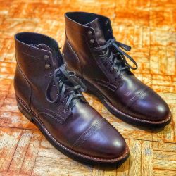 https://www.themodestman.com/wp-content/uploads/2020/08/best-fall-shoes-featured-250x250.jpg