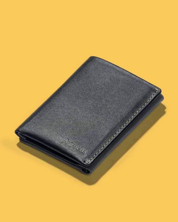 The 9 Best Trifold Wallets for Men in 2020 - The Modest Man