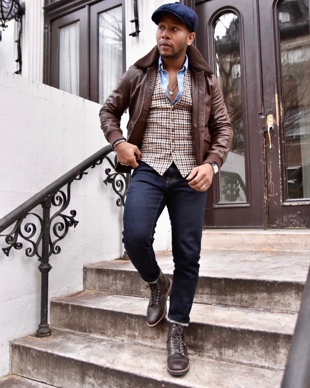 What To Wear With Black Jeans: 8 Men's Outfit Ideas & Best Ways To Style  Black Denim | Michael 84