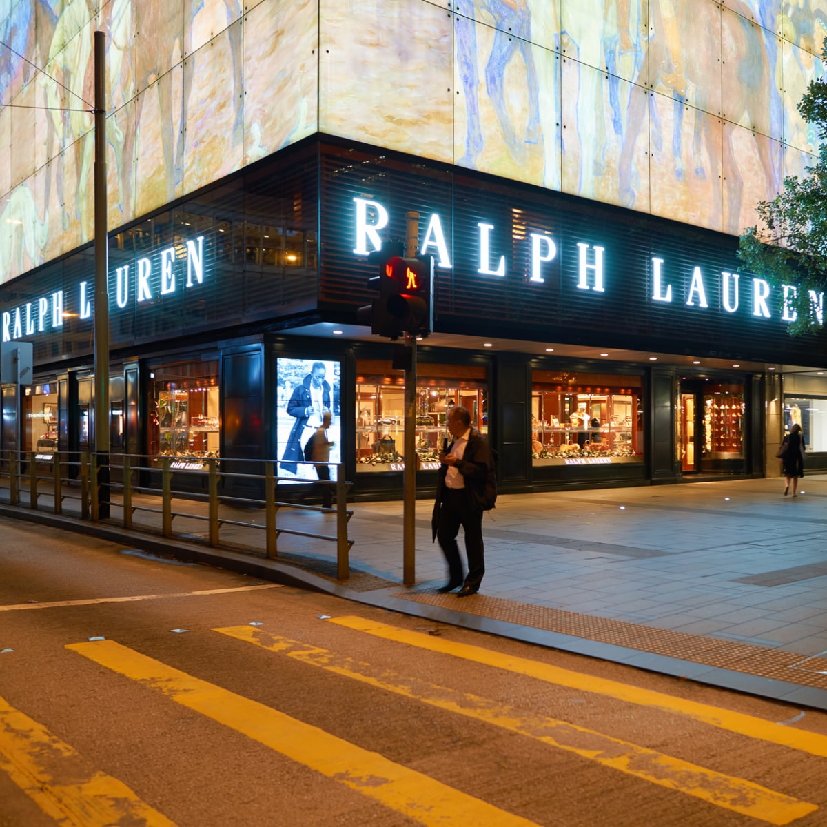 Which brand makes the best quality men's clothing, Ralph Lauren