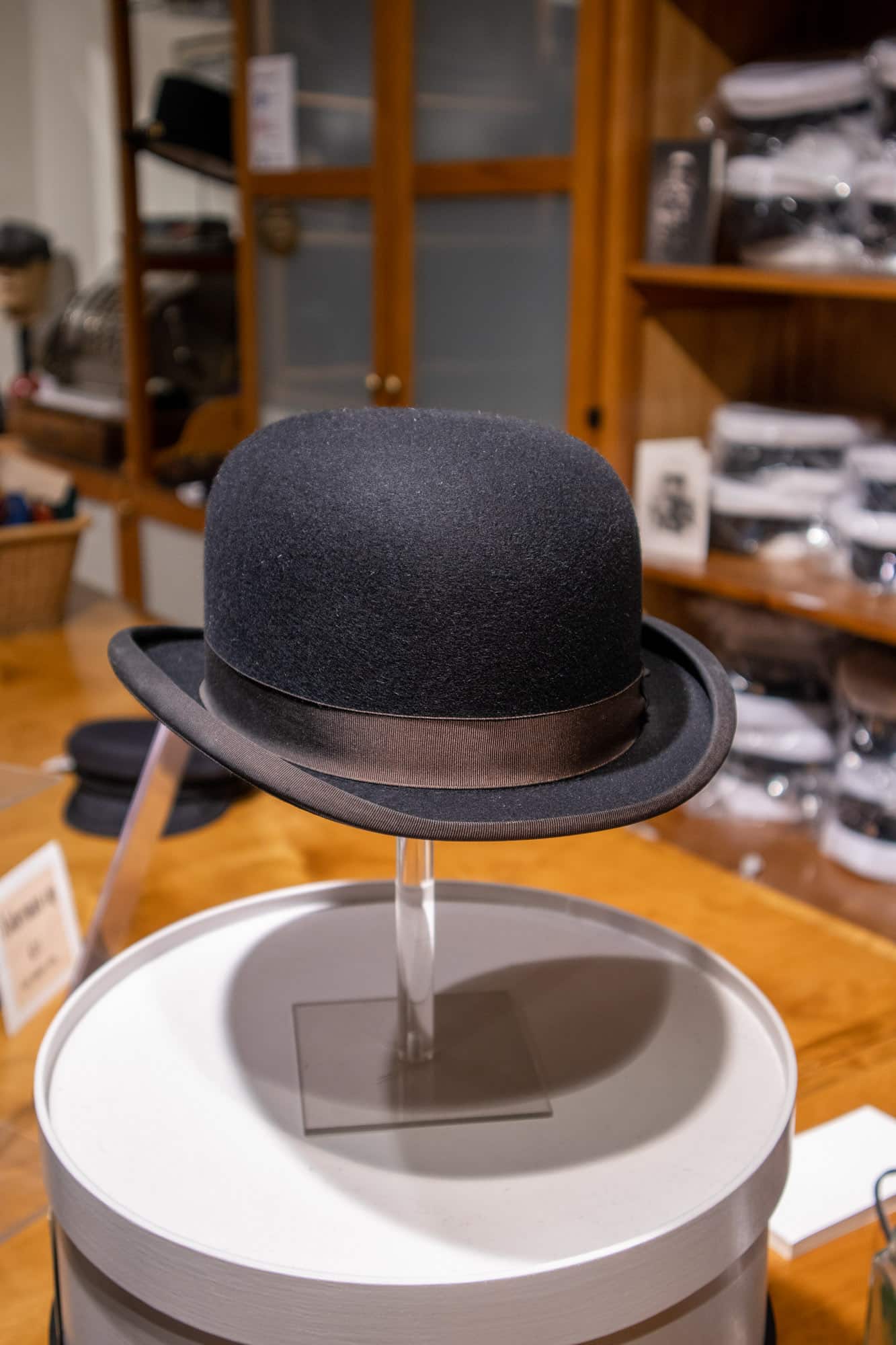 bowler hat style