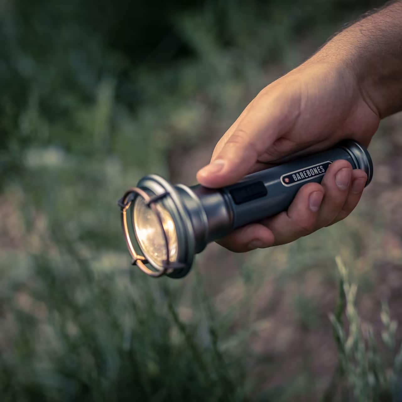 Best Flashlights; Tactical & LED items reviewed by Everyday Carry
