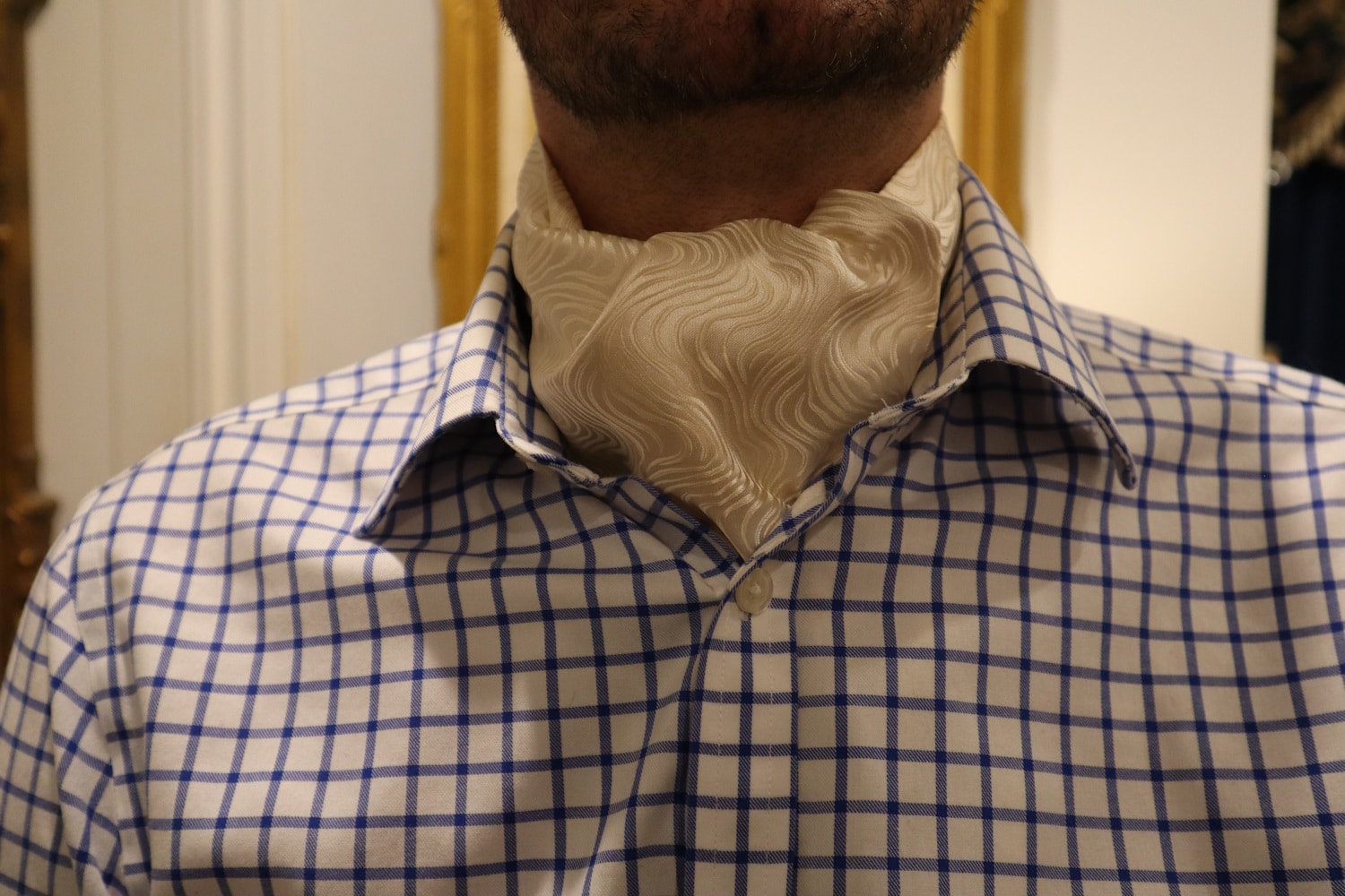 What Is An Ascot? Top 5 Best Ascot Brands, History & How To Knot An Ascot  Tie 