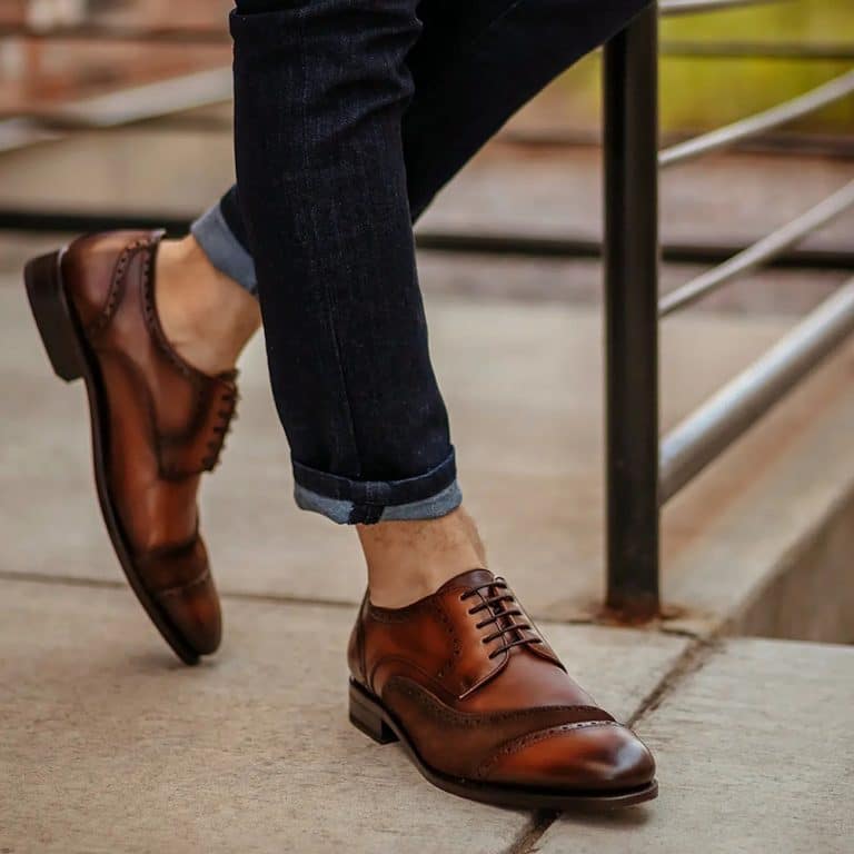 Wearing Shoes Without Socks: Should You? Here’s the Truth - The Modest Man